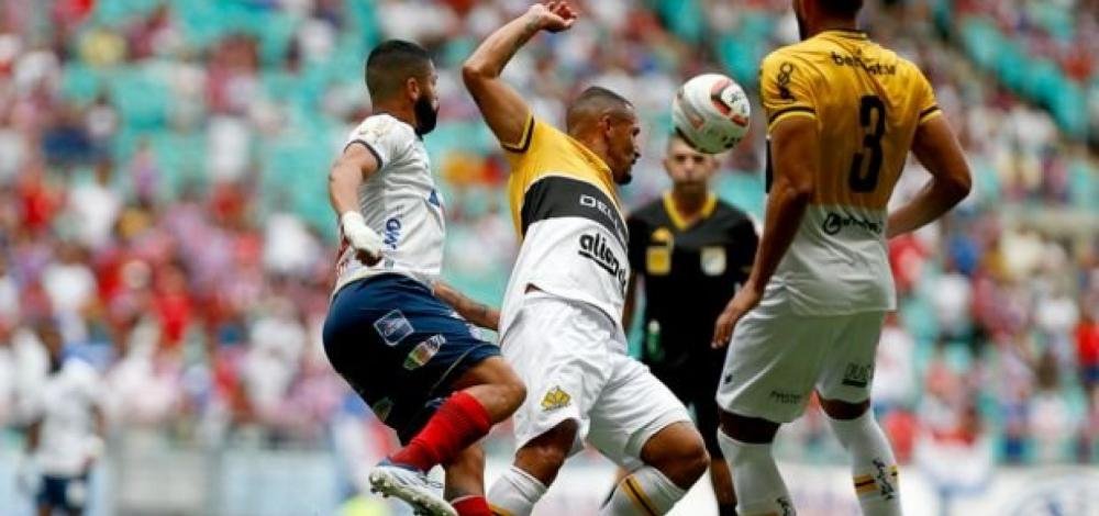 De virada, Bahia vence Criciúma na Fonte Nova