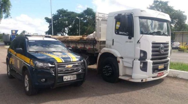 Em 2019, a PRF na Bahia já recuperou 90 veículos 'clonados'