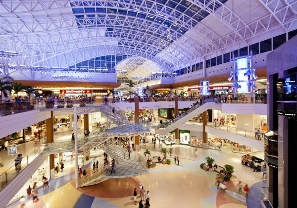 São João: confira o que abre e o que fecha no feriado