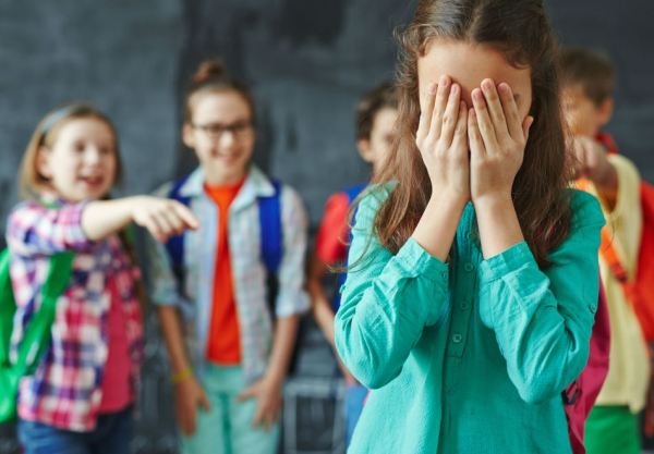 Vítimas de bullying preferem adotar o silêncio, reforça pesquisa