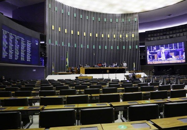 Veja como votou cada deputado baiano na PEC dos Benefícios