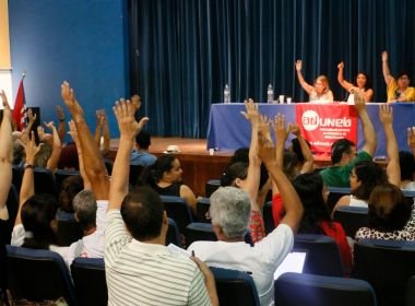 Governo vai cortar salário dos professores universitários em greve