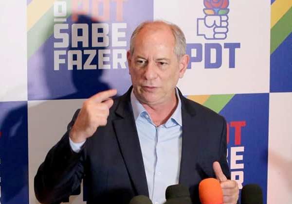 Em meio a críticas ao PT, Ciro Gomes diz que lulismo pariu Bolsonaro
