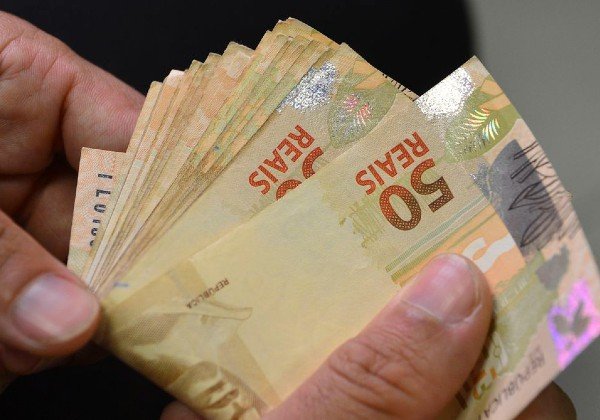 Ministério da Cidadania antecipa calendário do Auxílio Brasil de agosto