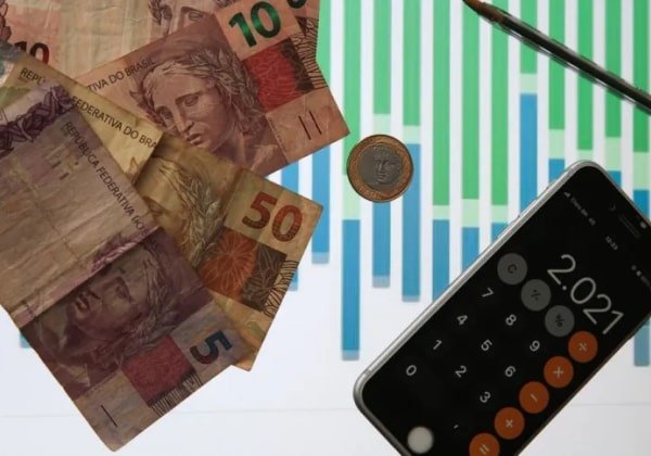 Confiança no emprego melhora quase 11 pontos percentuais em Salvador