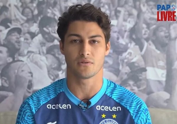 Bahia contrata lateral Marcinho em meio a protestos da torcida