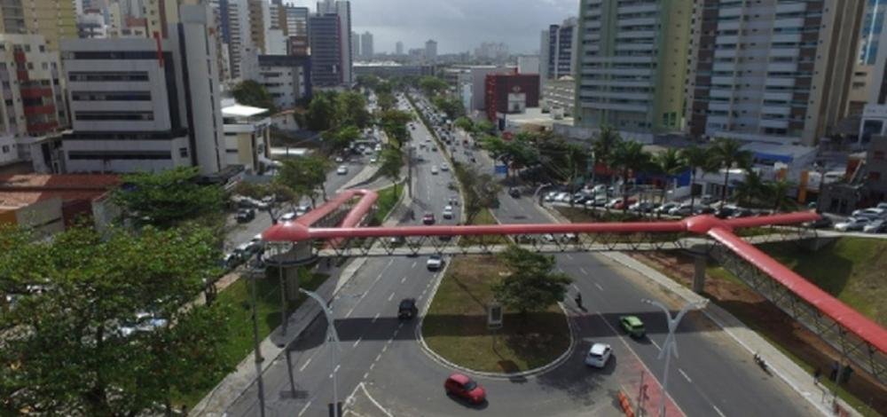 Obras do BRT causam alterações no trânsito e transporte na região da Avenida ACM