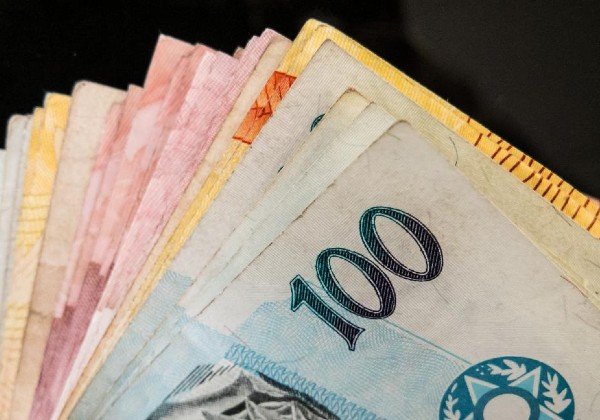 Com nova Selic, juro médio para pessoa física sobe para 120,05% ao ano