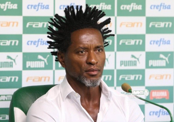  Ex-jogador Zé Roberto é o novo comentarista do SporTV