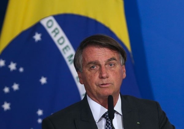 Plano de governo de Bolsonaro prevê apoio a empresas nacionais e empreendedorismo