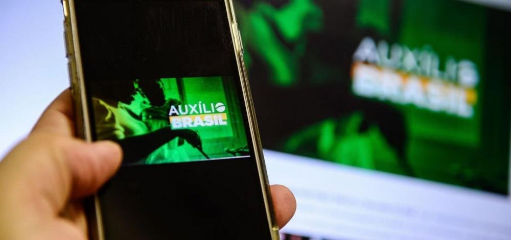 Auxílio Brasil começa a ser pago nesta terça-feira com valor de R$ 600
