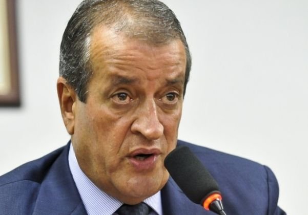 Valdemar está incomodado por Bolsonaro ignorar instruções de marqueteiro