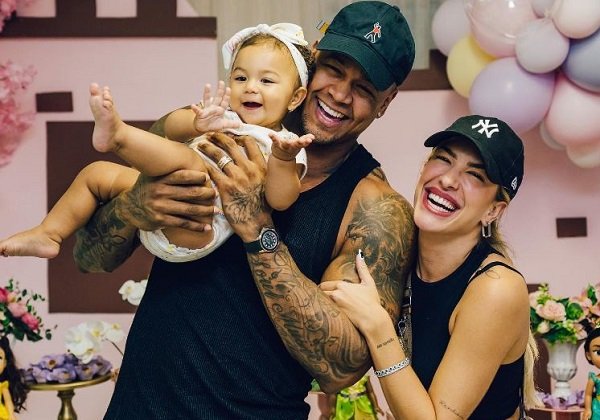 Lore Improta ganha aniversário surpresa de princesa na Disney: ‘Que felicidade’