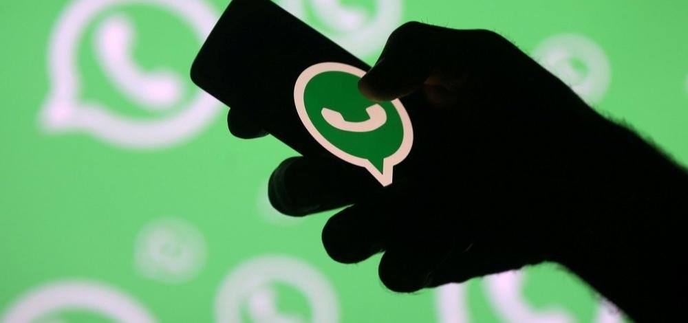 WhatsApp monta equipe com 200 advogados antes de eleições no Brasil