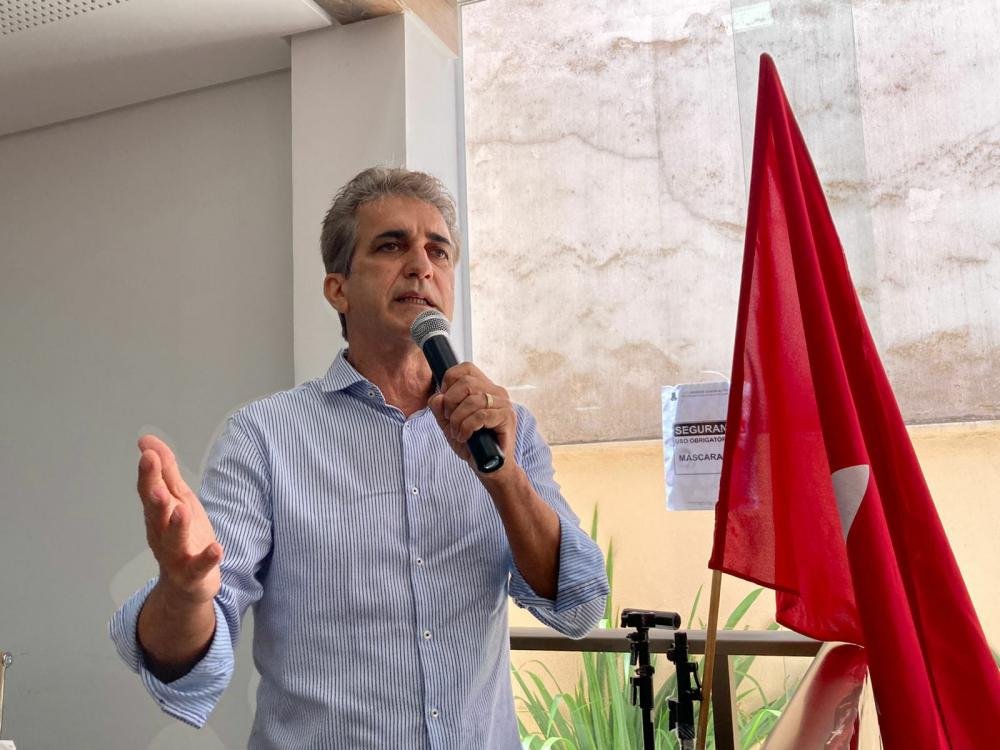 Deputado Robinson rebate Bruno Reis e lista 