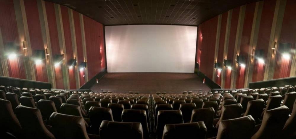 Após ingressos a R$10, cinemas brasileiros têm terceiro maior público do ano