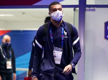 Mbappé se recusa a participar de fotos da seleção francesa; entenda a briga