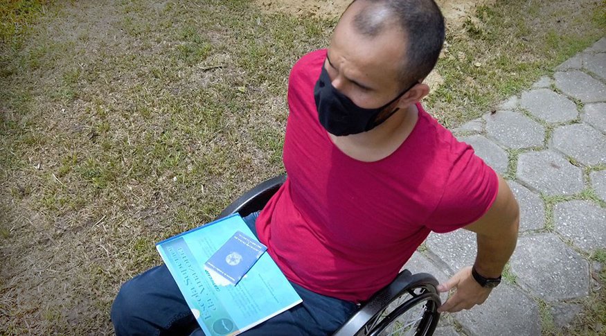 Quase 80% das pessoas com deficiência vivem com até 1 salário mínimo per capita