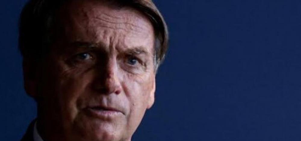 Justiça censura UOL e manda apagar reportagens sobre imóveis dos Bolsonaro