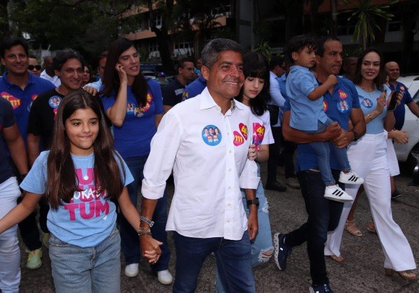 ACM Neto diz ter povo ao seu lado, mas não crava vencer no 1º turno