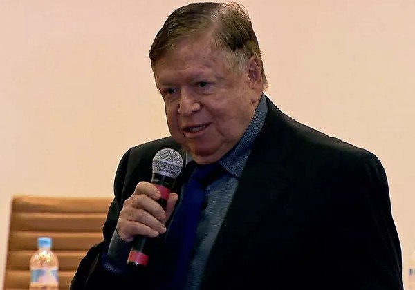 Assessoria atualiza estado de saúde de Boni após infarto