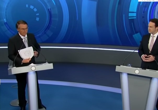 Bolsonaro nega proximidade com Roberto Jefferson: ‘Não tem nada de amizade’