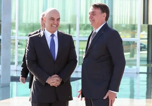 Em conversa com presidente do TSE, Bolsonaro reconhece resultado
