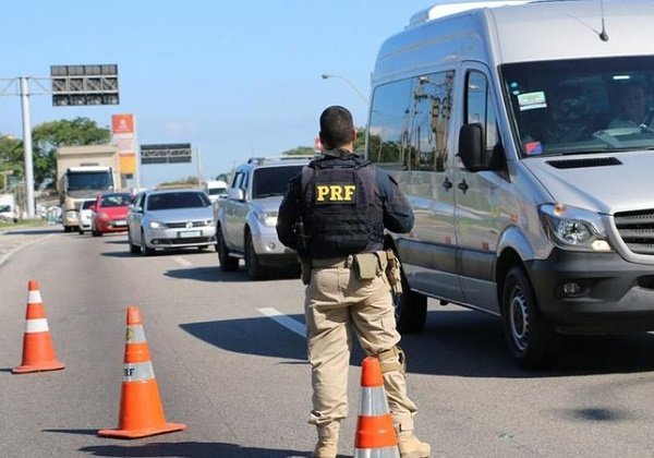Ministro da Justiça anuncia normalização nas rodovias brasileiras