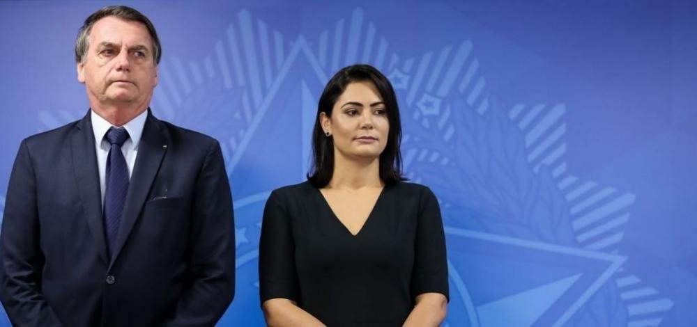 Primeiro sigilo de 100 anos é retirado e lista de visitas a Michelle Bolsonaro é divulgada