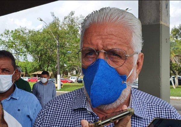 Equipe de Wagner alerta que senador não trocou de número após tentativa de golpe