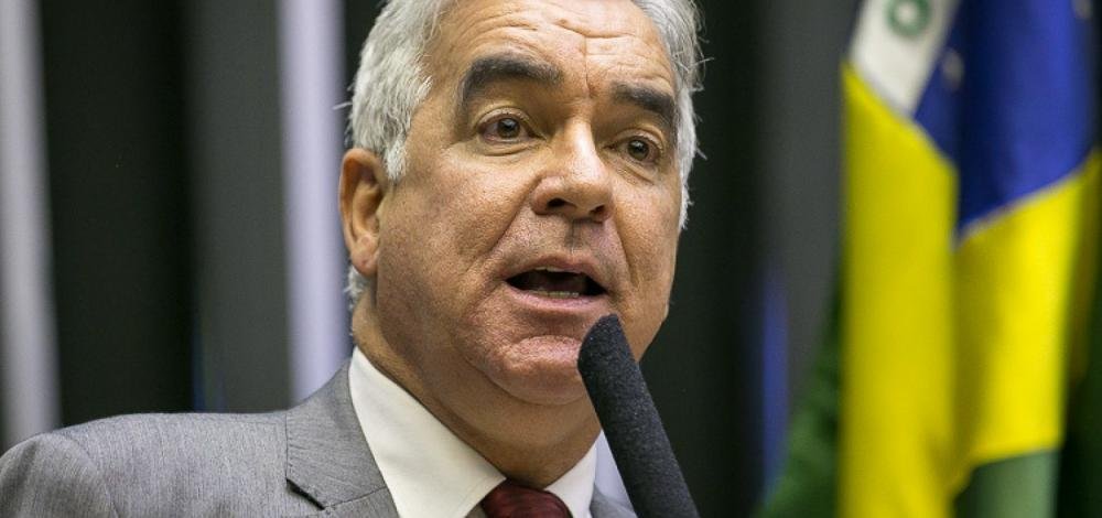 Zé Neto afirma que não irá se opor caso Dayane Pimentel decida aderir base do governo de Jerônimo