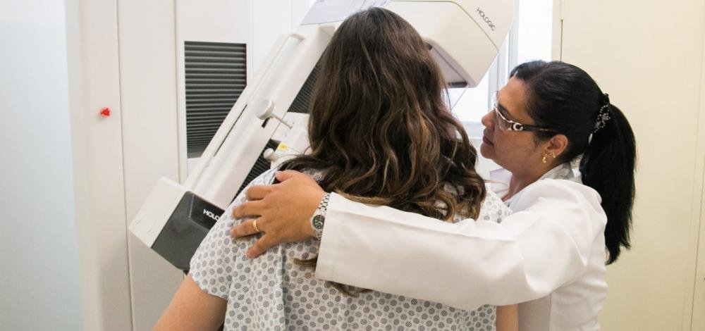 Mutirão gratuito de saúde contra o câncer de mama acontece em Muritiba