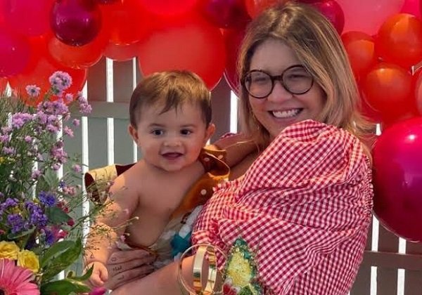 Mãe de Marília Mendonça revela que filho ainda não sabe que a cantora morreu