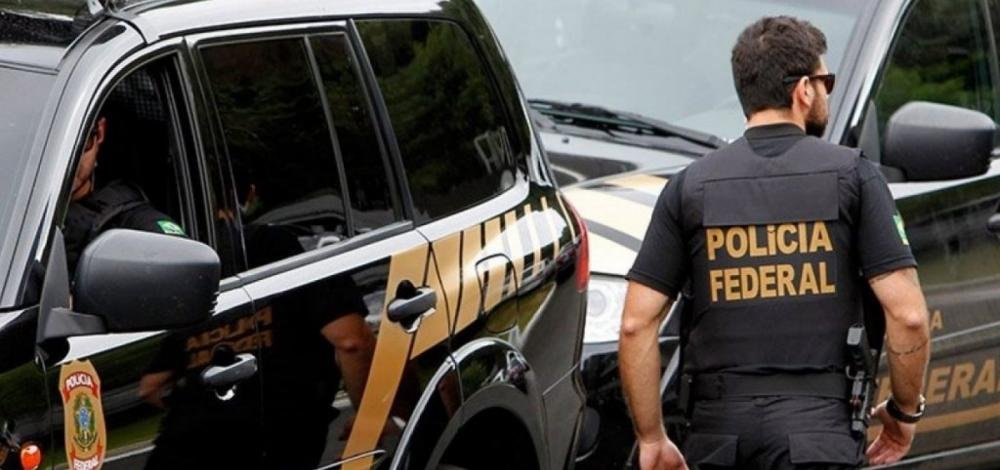 Mandados de busca e apreensão contra pornografia infantil são cumpridos no sul da Bahia