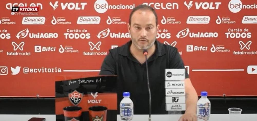 Após eliminação da Copa do Brasil, Vitória demite diretor de futebol