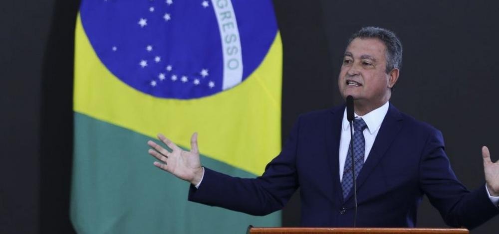 Rui diz que até a próxima semana deve sair novas regras da lei do saneamento