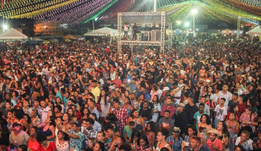 Cadeias: Mais de 10 mil pessoas marcam presença no Arraiá do Aconchego 