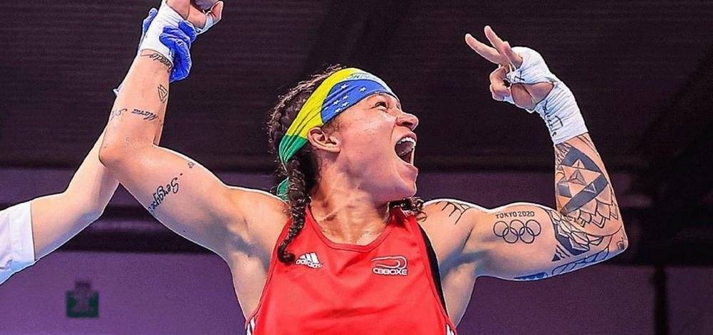 Bia Ferreira vira bicampeã do Mundial de Boxe