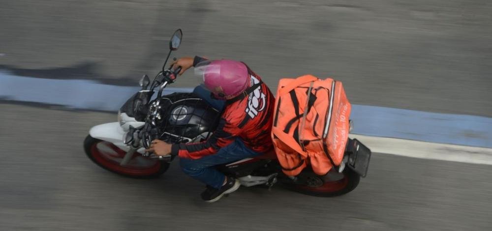 Decreto cria grupo para propor regulamentação do trabalho por aplicativo