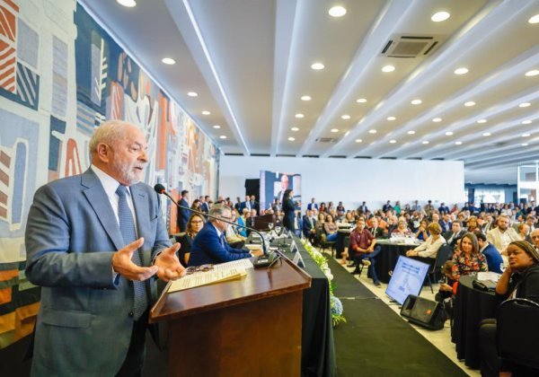 Lula diz que preço alto afeta vendas de carros no país: Que pobre pode comprar por R$ 90 mil?