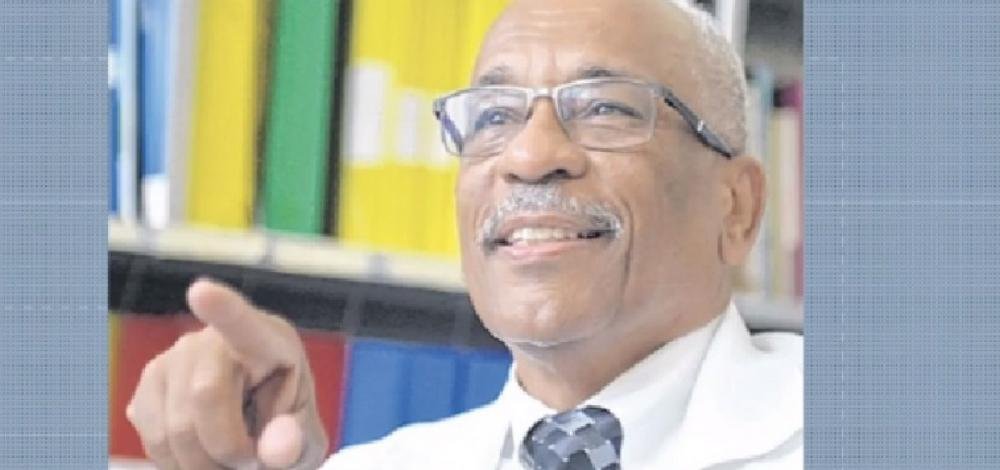 Após 215 anos, primeiro professor negro assume direção da Faculdade de Medicina da Ufba
