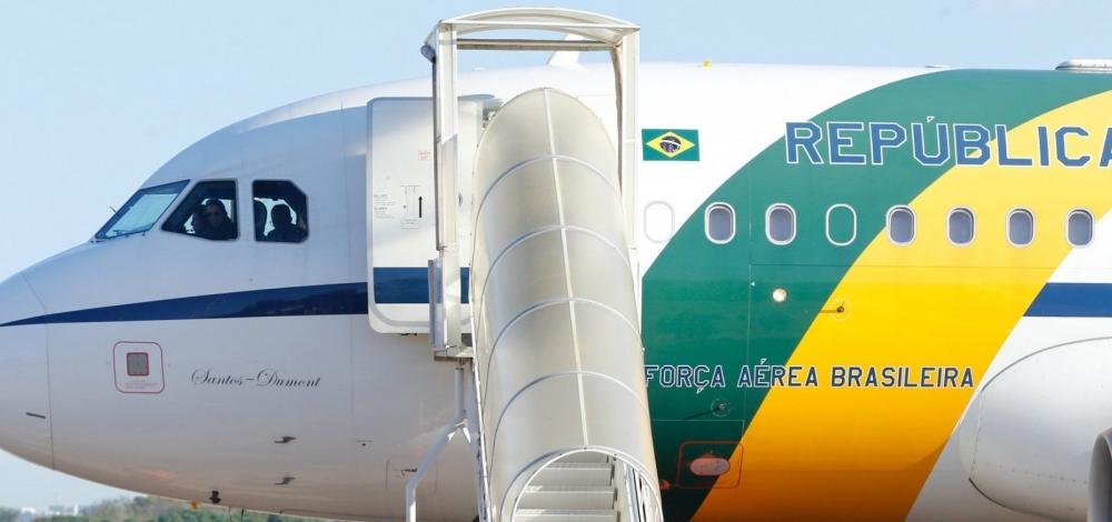 Militar da mala de cocaína voou com Bolsonaro em fevereiro deste ano