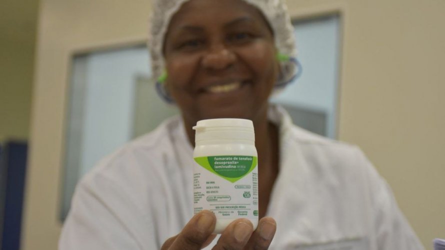 Fiocruz vai produzir antirretroviral para o SUS em agosto