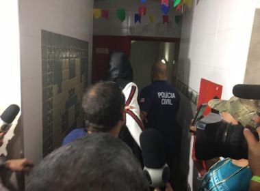 Acusado de atirar e matar empresário, influencer Iuri Sheik se entrega à polícia