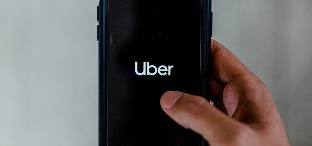 Justiça condena Uber a pagar multa de R$ 1 bilhão e registrar todos os motoristas