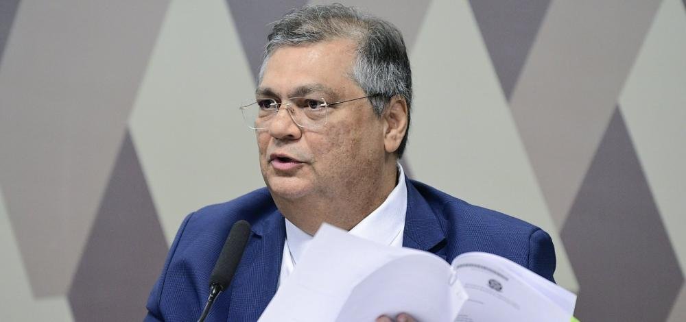 Em sabatina, Dino diz saber diferenciar ser magistrado e ter atuação política