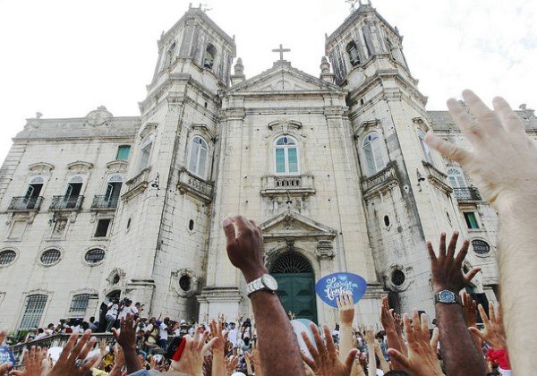 Corpo de Bombeiros vai distribuir água mineral durante a procissão ao Senhor do Bonfim