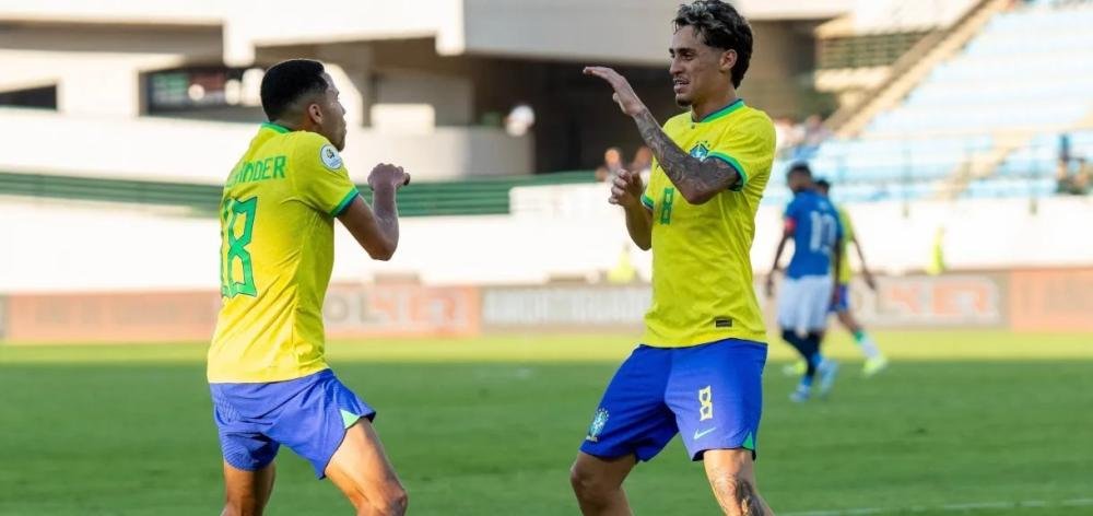 Pré-Olímpico: Brasil se classifica para quadrangular final após virada