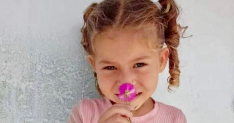 Ipirá: criança de 5 anos morre após cair de ônibus escolar em movimento