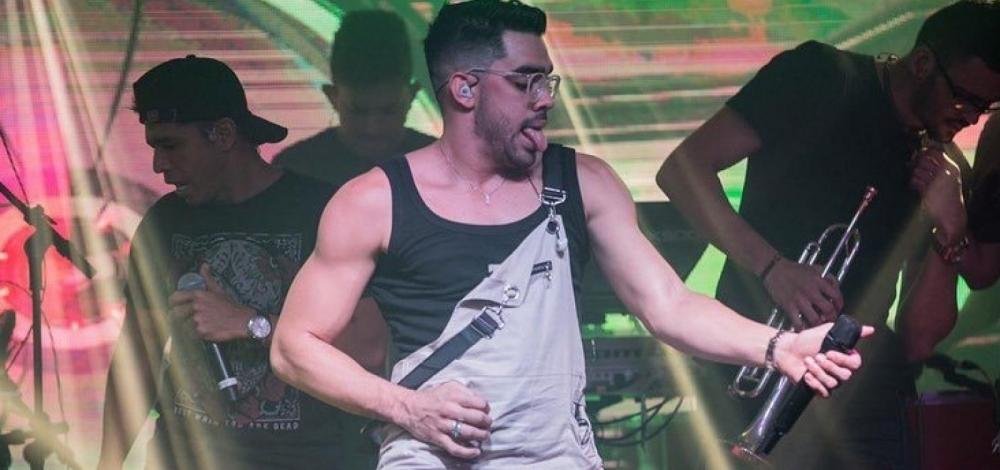 Banda de Gabriel Diniz fará homenagem para cantor no maior SJ do mundo